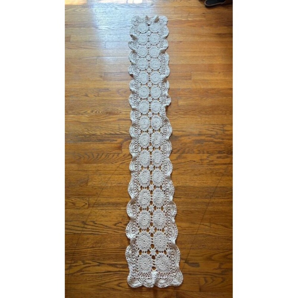 Vintage Hand Crocheted Table Runner Off White Cotton Lace 61" x 10" Medallion
